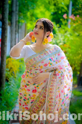 ভাইরাল স্কিন পিন্ড শাড়ি